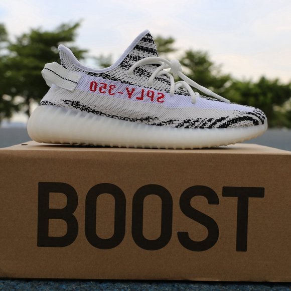 Adidas Yeezy Boost 350 V2 Zebra - CP9654 Size 9 main image 5